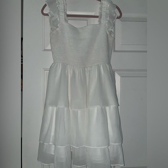 white square neck sleeveless ruffle mini dress - Picture 2 of 8